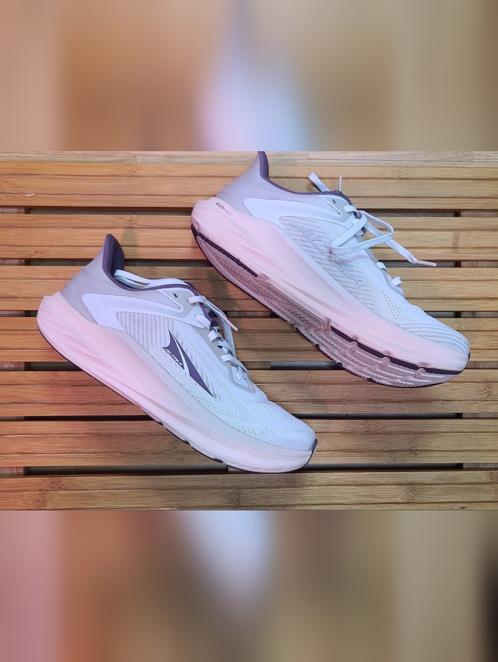 ALTRA TORIN 8 | SIZE 9.5 | TAN/PURPLE - Picture 4 of 9